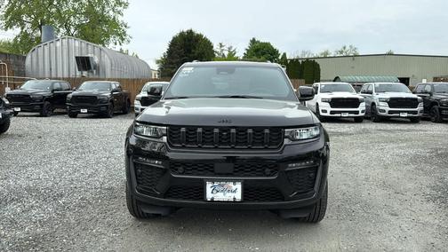 Diamond Black 2026 Jeep Grand Cherokee 85TH ANNIVERSARY EDITION