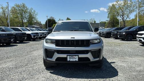 Silver Zynith 2026 Jeep Grand Cherokee Limited