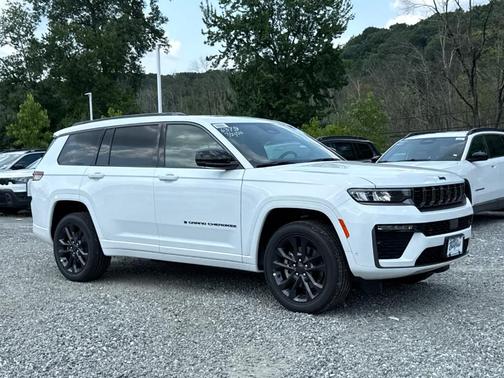 Bright White Clearcoat 2026 Jeep Grand Cherokee L Limited