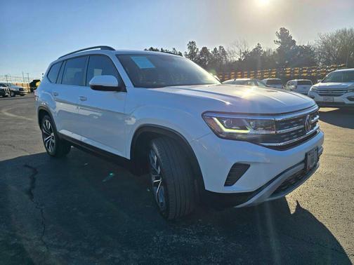 2022 Volkswagen Atlas 3.6L SE w/Technology