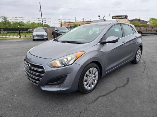 2017 Hyundai Elantra GT Base