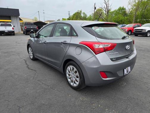 2017 Hyundai Elantra GT Base