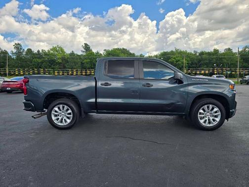 2020 Chevrolet Silverado 1500 Custom