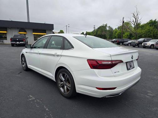 2021 Volkswagen Jetta 1.4T R-Line