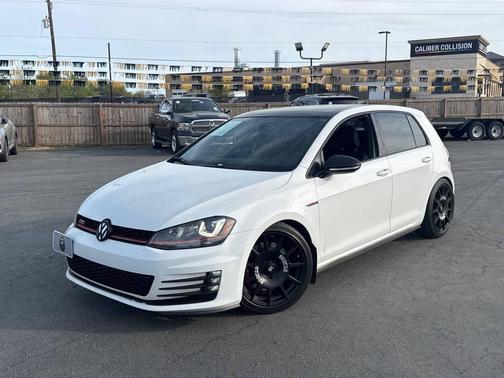 2016 Volkswagen Golf GTI Autobahn w/ Performance 4-Door