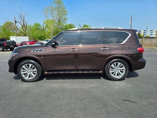 2017 INFINITI QX80 Base