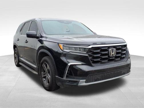 Black 2025 Honda Pilot EX-L