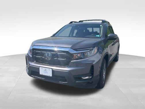 Modern Steel Metallic 2025 Honda Ridgeline RTL