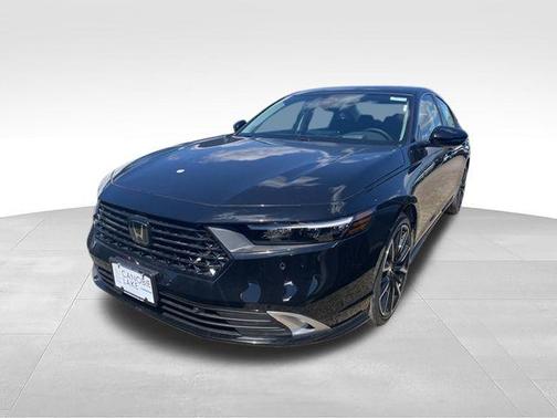 Crystal Black Pearl 2026 Honda Accord Hybrid Touring