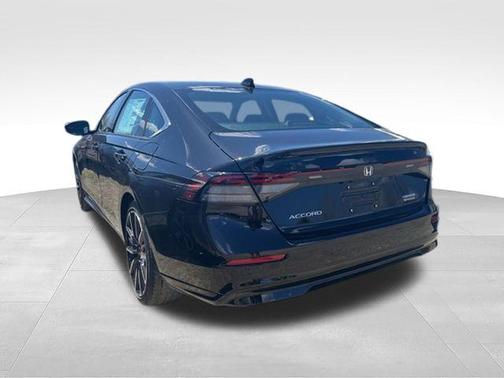 Crystal Black Pearl 2026 Honda Accord Hybrid Touring