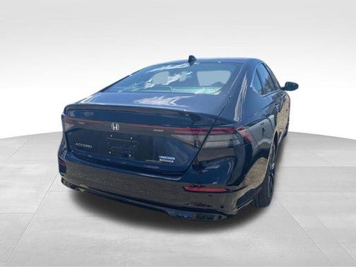 Crystal Black Pearl 2026 Honda Accord Hybrid Touring