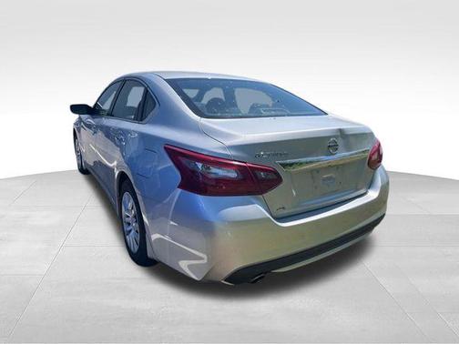 Brilliant Silver Metallic 2018 Nissan Altima 2.5 S