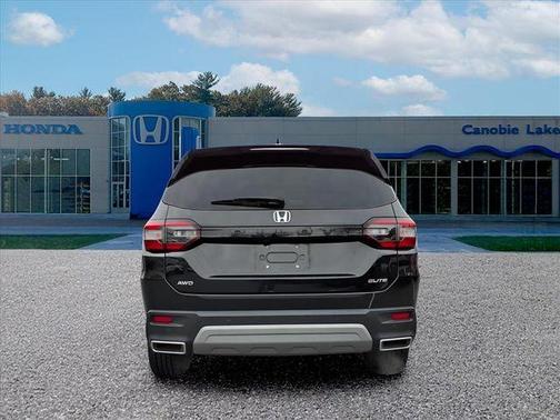 2023 Honda Pilot Elite