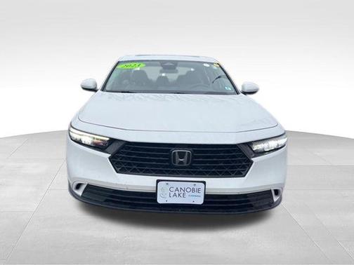 Platinum White Pearl 2023 Honda Accord EX