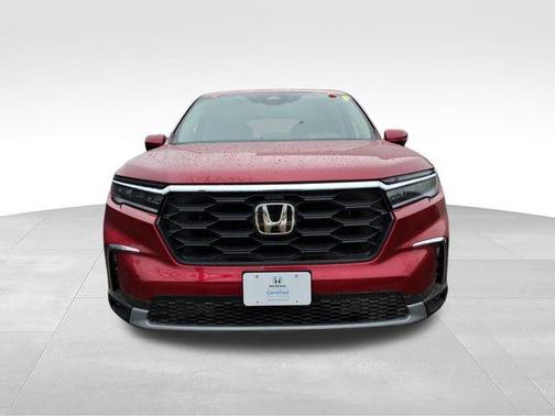 Radiant Red Metallic II 2025 Honda Pilot EX-L