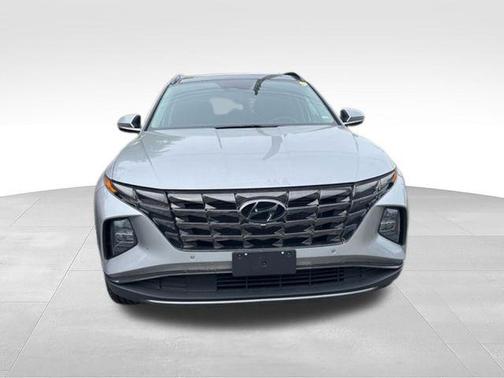 Shimmering Silver 2024 Hyundai TUCSON Limited