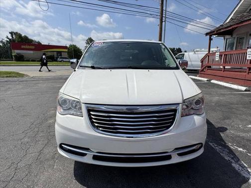 2012 Chrysler Town & Country Limited