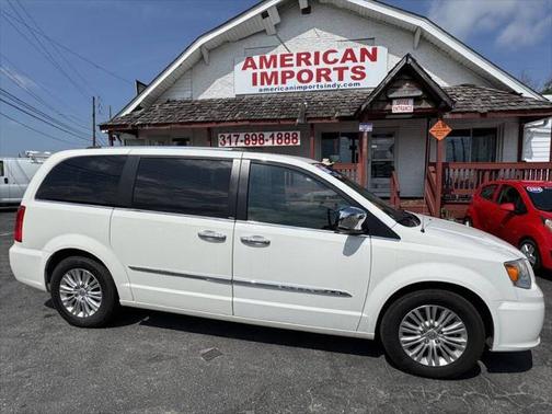 2012 Chrysler Town & Country Limited