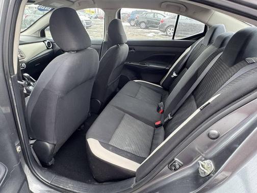 2020 Nissan Versa 1.6 SV