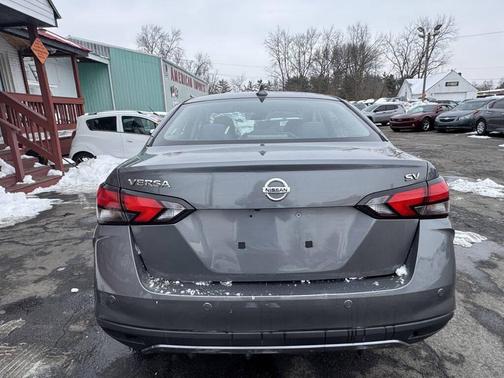 2020 Nissan Versa 1.6 SV