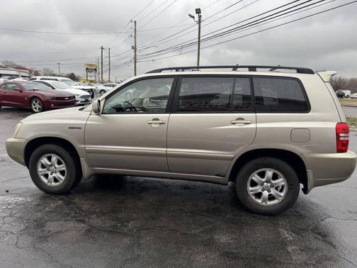 2003 Toyota Highlander Base