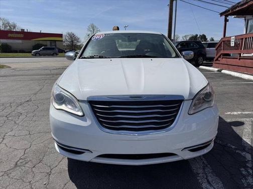 2013 Chrysler 200 Limited