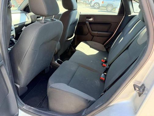 GRAY 2009 Ford Focus SES