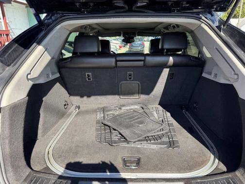 2011 Cadillac SRX Luxury Collection