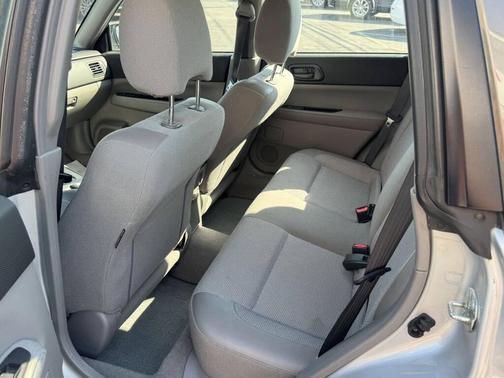 2004 Subaru Forester 2.5 X