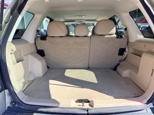 Gold Leaf Metallic 2011 Ford Escape XLT