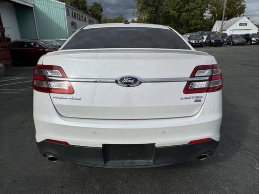 2015 Ford Taurus Limited