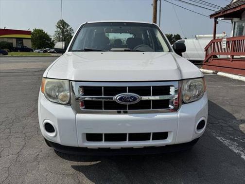 2009 Ford Escape XLS