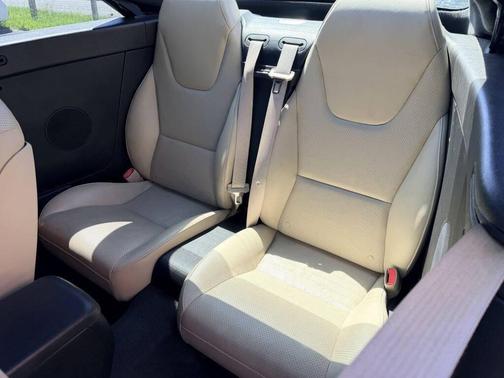 WHITE 2009 Pontiac G6 GT
