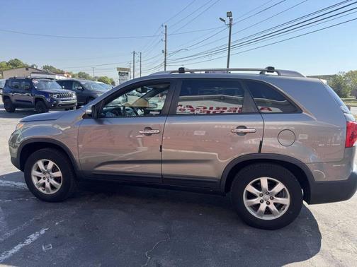 2012 Kia Sorento LX