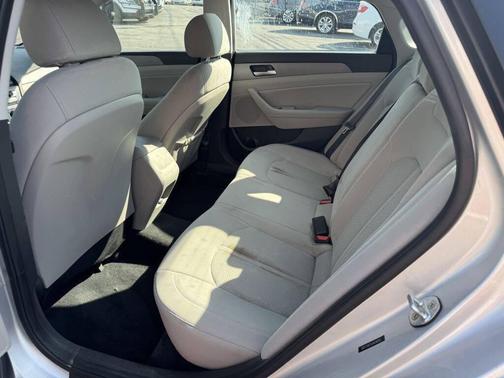 2018 Hyundai SONATA SEL