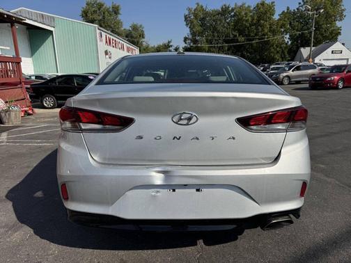 2018 Hyundai SONATA SEL