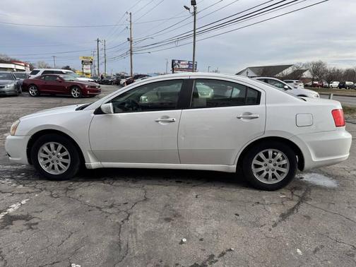2012 Mitsubishi Galant Base