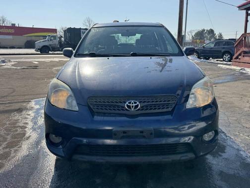 2005 Toyota Matrix Base