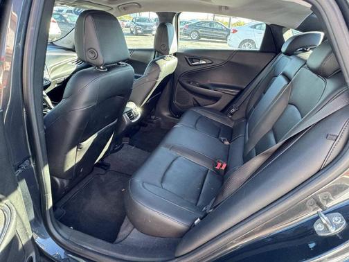 2017 Chevrolet Malibu 1LT