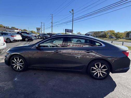 2017 Chevrolet Malibu 1LT