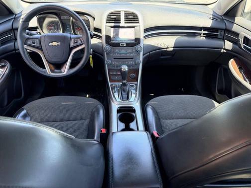 BLACK 2013 Chevrolet Malibu 1LT
