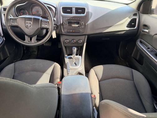 Tungsten Metallic Clearcoat 2012 Dodge Avenger SE