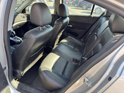 Silver Ice Metallic 2016 Chevrolet Cruze Limited 2LT