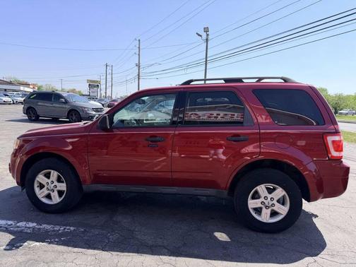 Sangria Red Metallic 2010 Ford Escape XLT