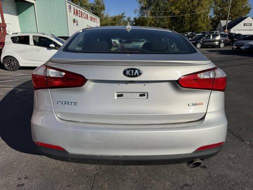 2016 Kia Forte EX