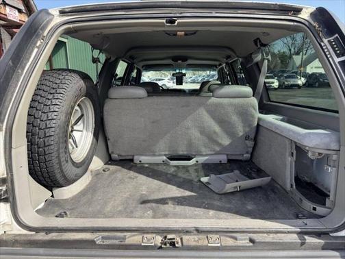 1999 Chevrolet Suburban C1500