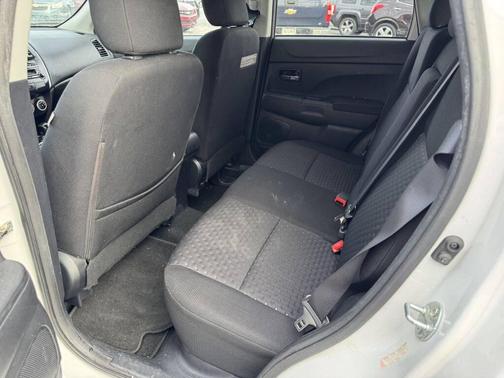 2011 Mitsubishi Outlander Sport SE