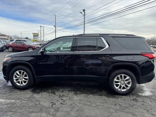 2020 Chevrolet Traverse LT Cloth
