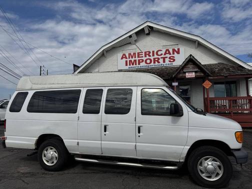 Oxford White Clearcoat 2007 Ford E250 Cargo Van