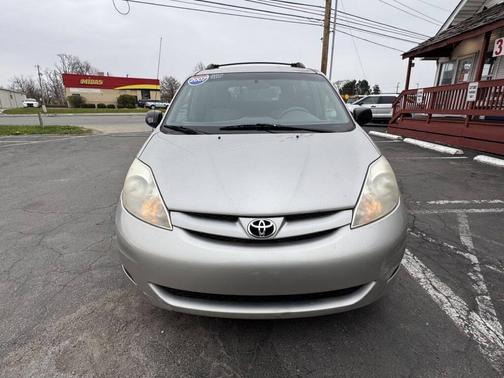2007 Toyota Sienna CE